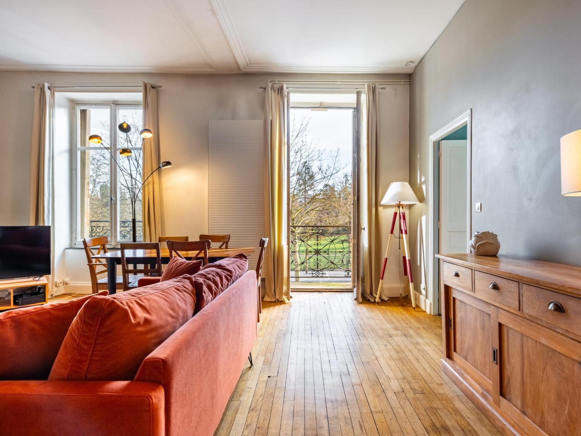 Ferienwohnung Le Chic D'Adam - A Cote Du Parc De La Pepiniere Nancy Exterior foto